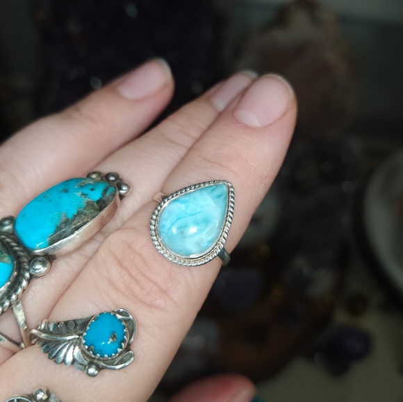 Size 8 Sterling Silver Larimar Ring - Picture 5 of 5